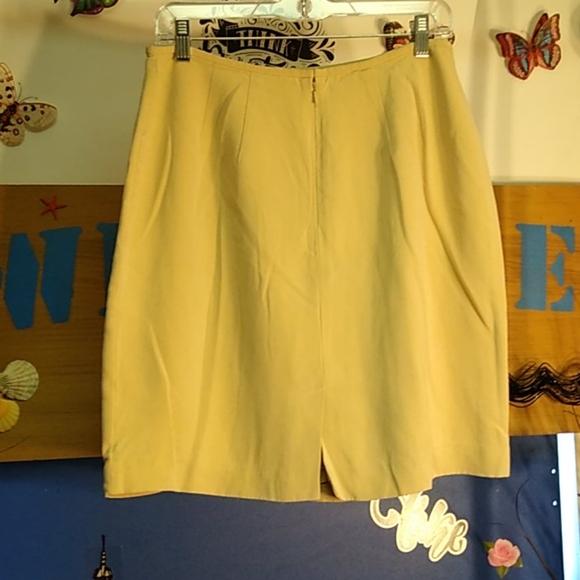 Women's Moda Seta Skirt - Picture 4 of 6